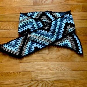 Granny square long scarf